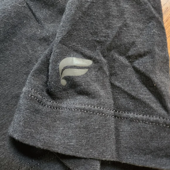 Fabletics T-Shirt - Picture 3 of 4